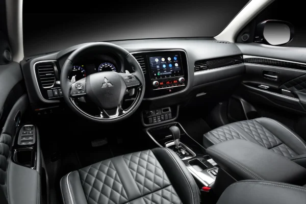 Outlander 2.4 CVT Premium - Image 4