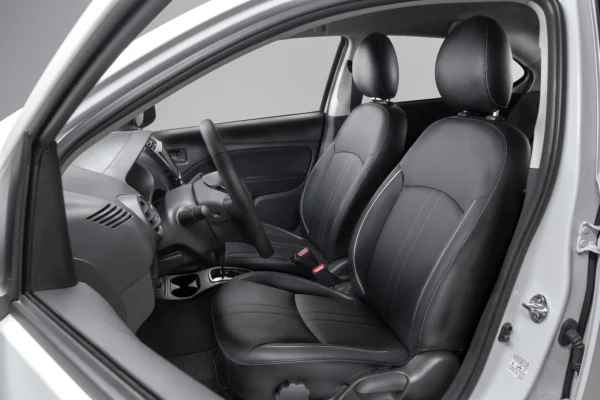 Attrage CVT Premium - Image 3