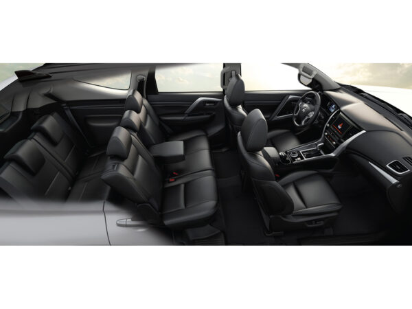 Pajero Sport Diesel 4X4 AT - Image 3