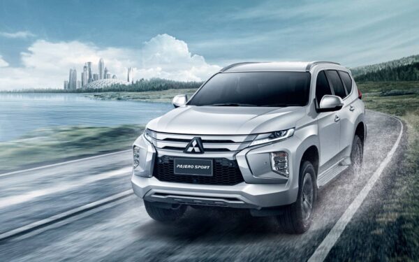 Pajero Sport Diesel 4X4 AT - Image 2