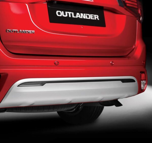 Outlander 2.4 CVT Premium - Image 2